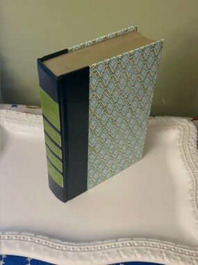 Vintage Blue and Green Volume 3 of the Reader's Digest Condensed Book set